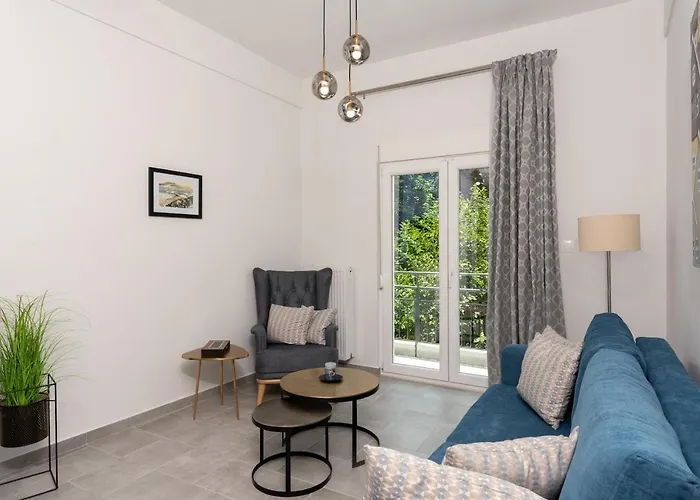 Cozy Corner - Stylish *