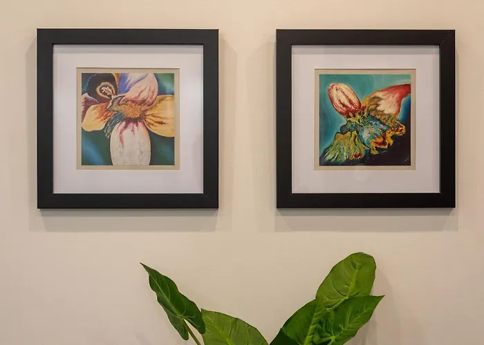 Cozy Corner - Stylish *