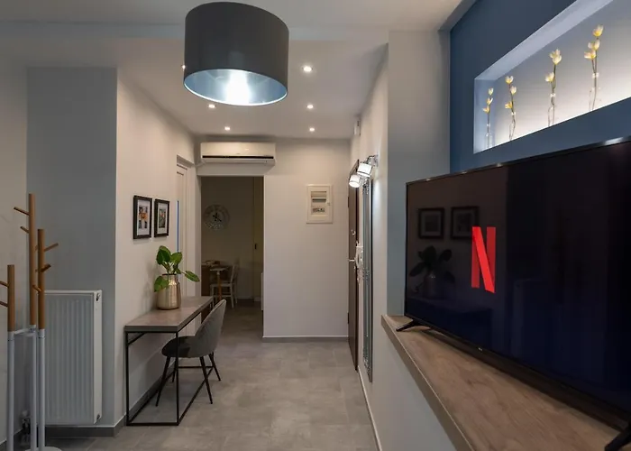 Cozy Corner - Stylish